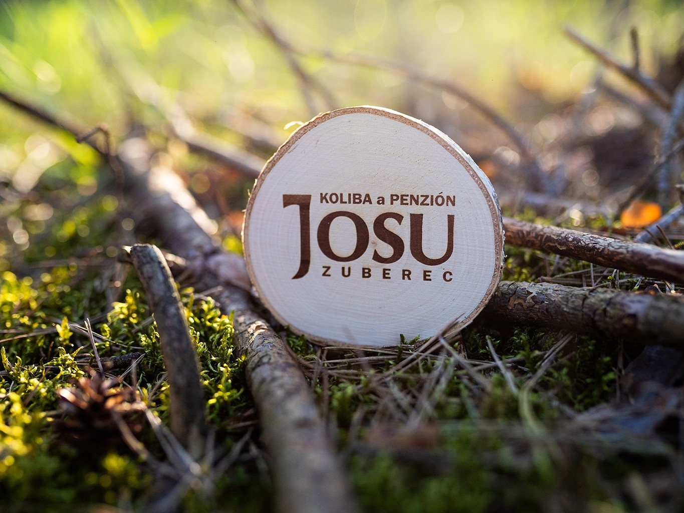 Personalizovaný březový podtácek z masivu (10)